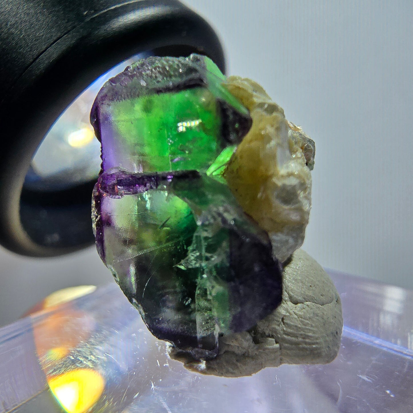 Sehr klare Phantom Fluorit Würfel, Muskovit Stufe Erongo, Namibia 17*12*12mm