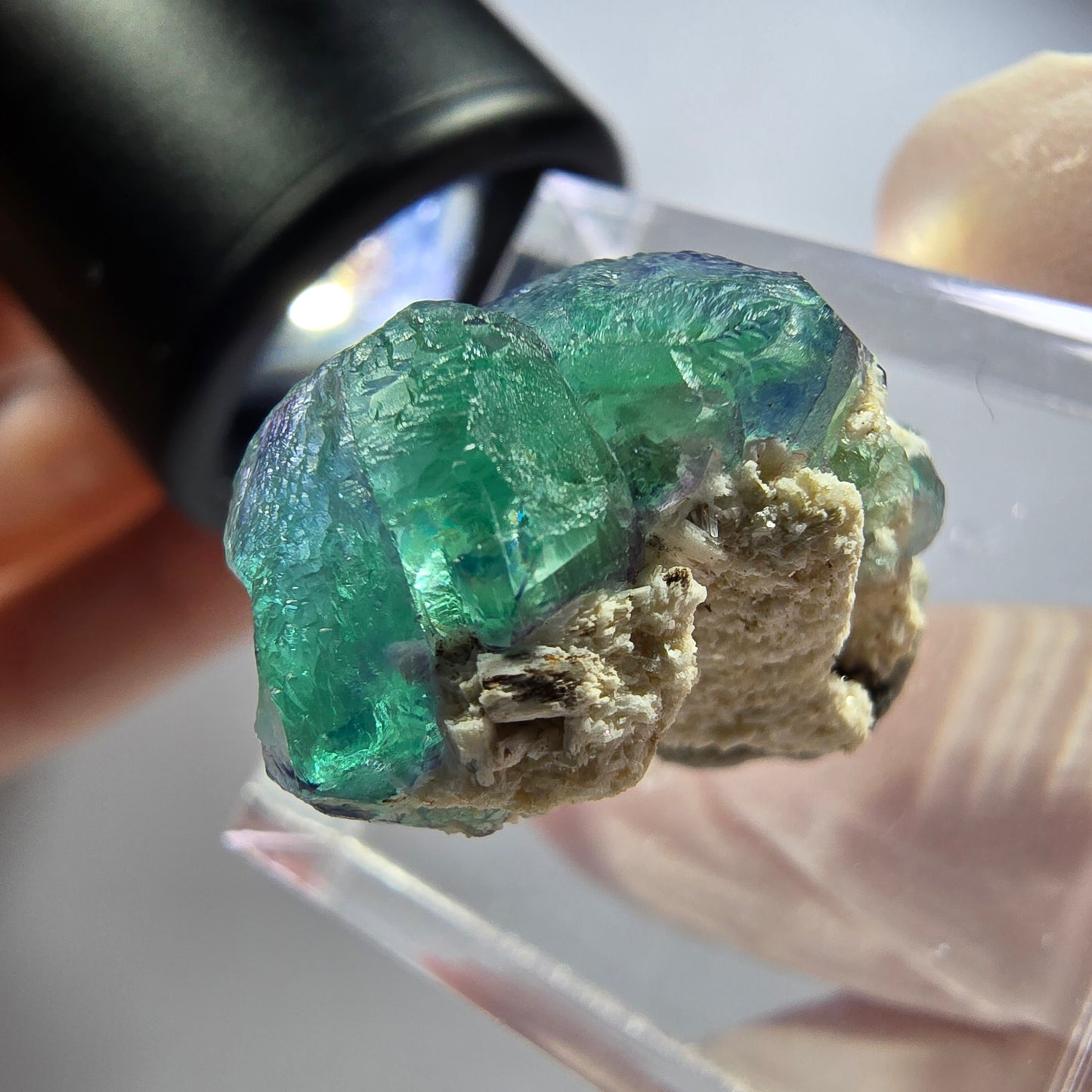 Phantom Fluorit Würfel, Orthoklas Stufe, grün lila blau Erongo, Namibia 21*15*14mm