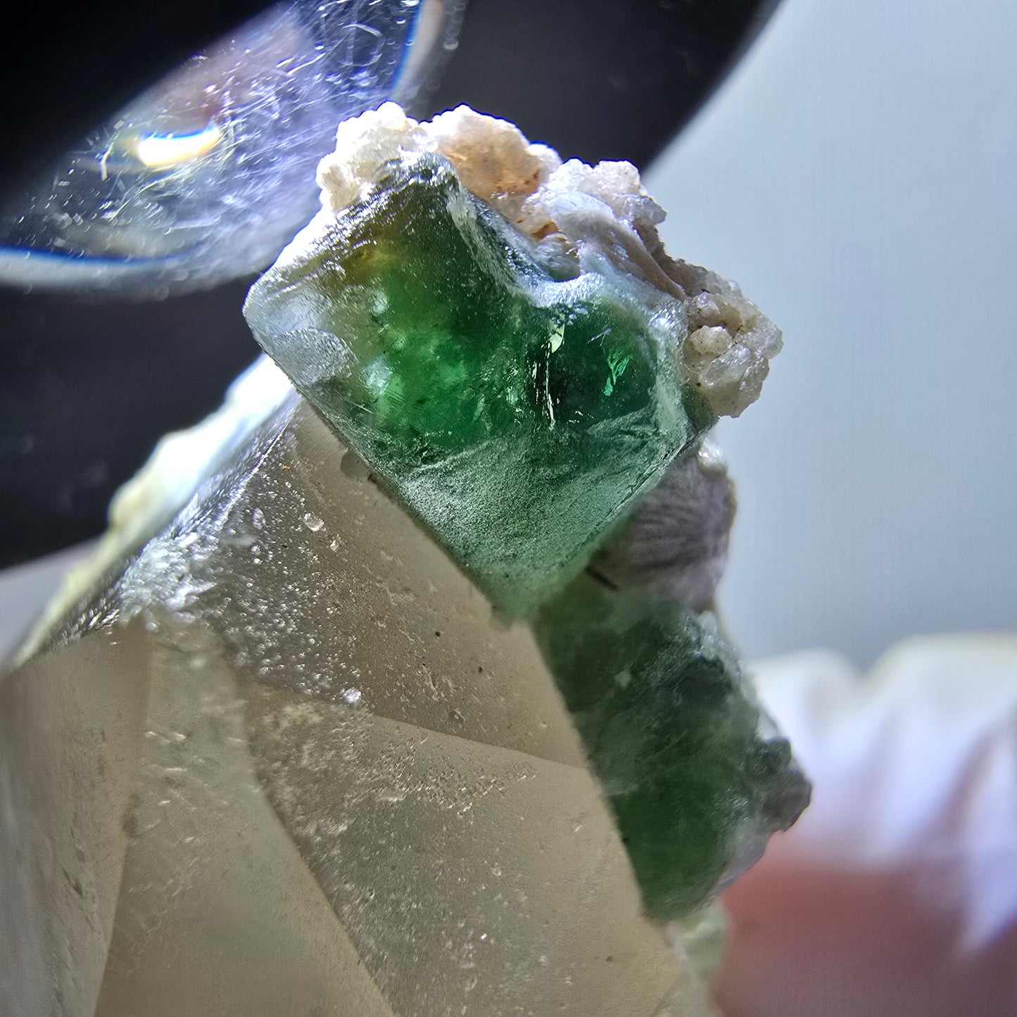 Phantom Fluorit Würfel, Rauchquarz, Hyalit Opal, Muskovit Erongo, Namibia 64*33*23mm