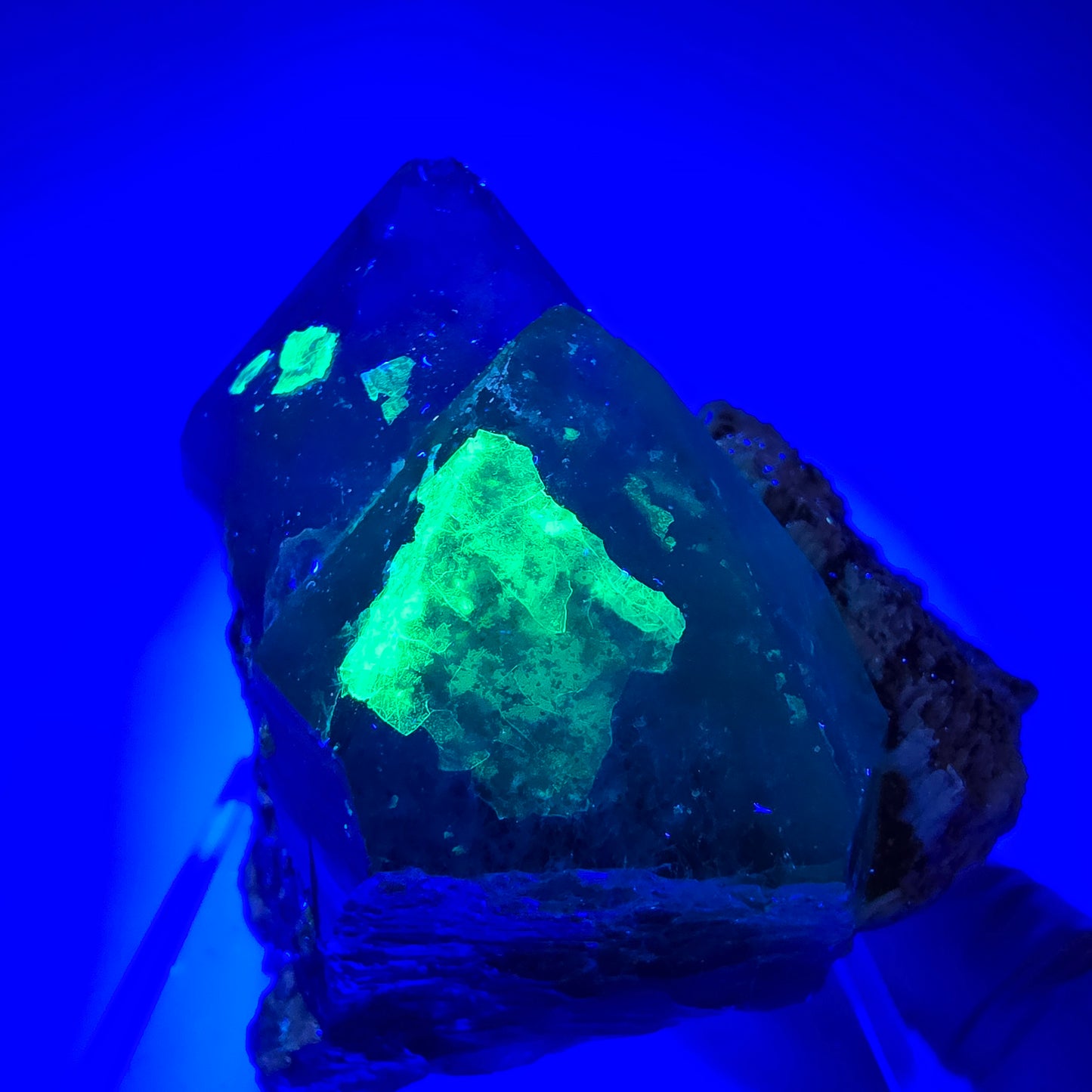 Phantom Rauchquarz, Muskovit, Schörl Turmalin, Hyalit Opal Erongo, Namibia 53*49*39 mm