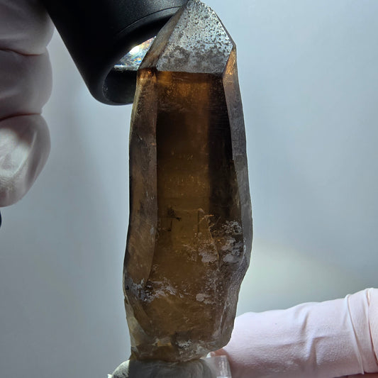 Seltenes Skelett Rauchquarz Zepter mit Hyalit Opal Erongo, Namibia 80*22*17mm