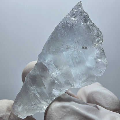 SeltenerCalcit Kristall, weiß (UV Mineral) Erongo, Namibia 45*20*21mm