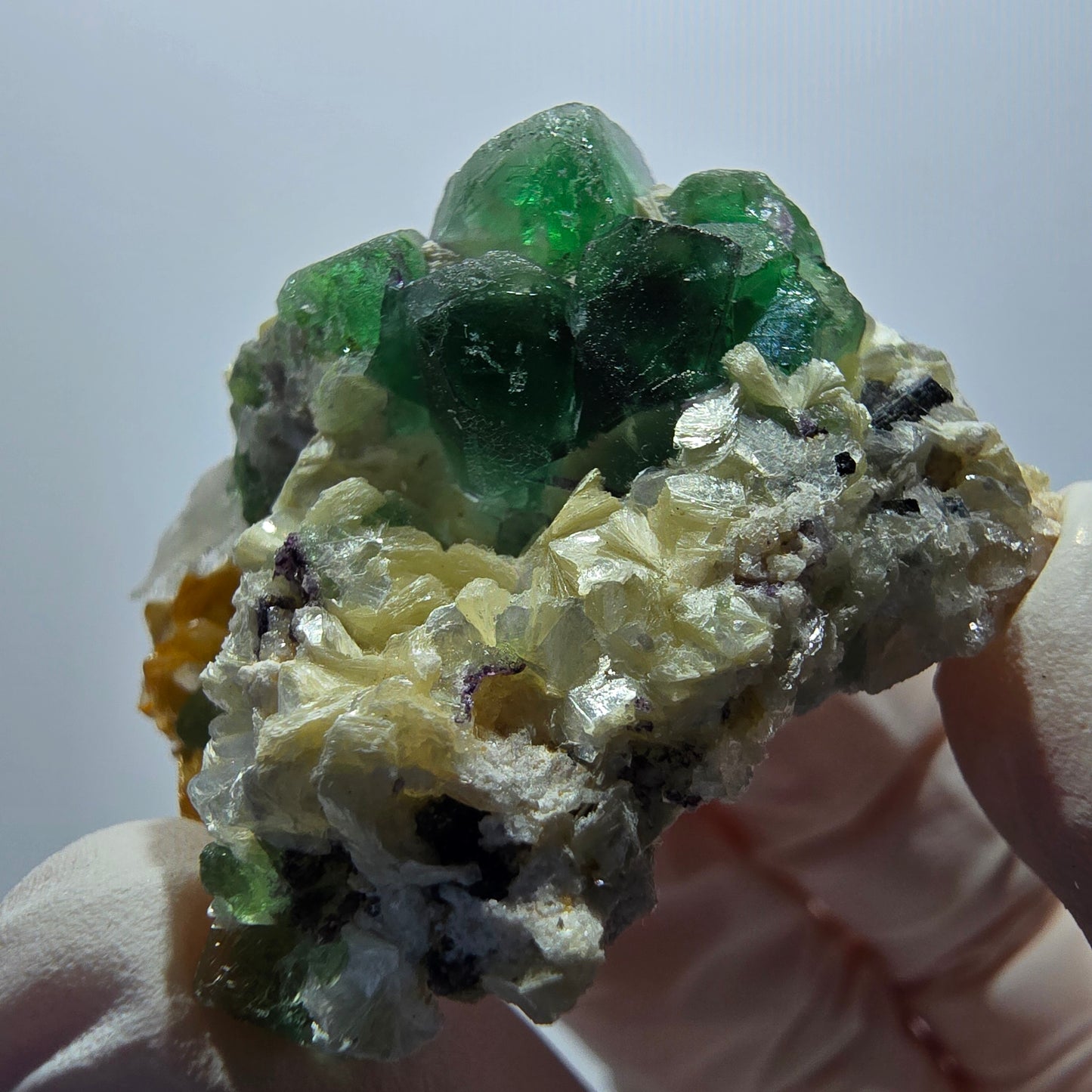 Cube de fluorite fantôme, muscovite, spécimen de quartz fumé d'Erongo, Namibie 38*32*21 mm 