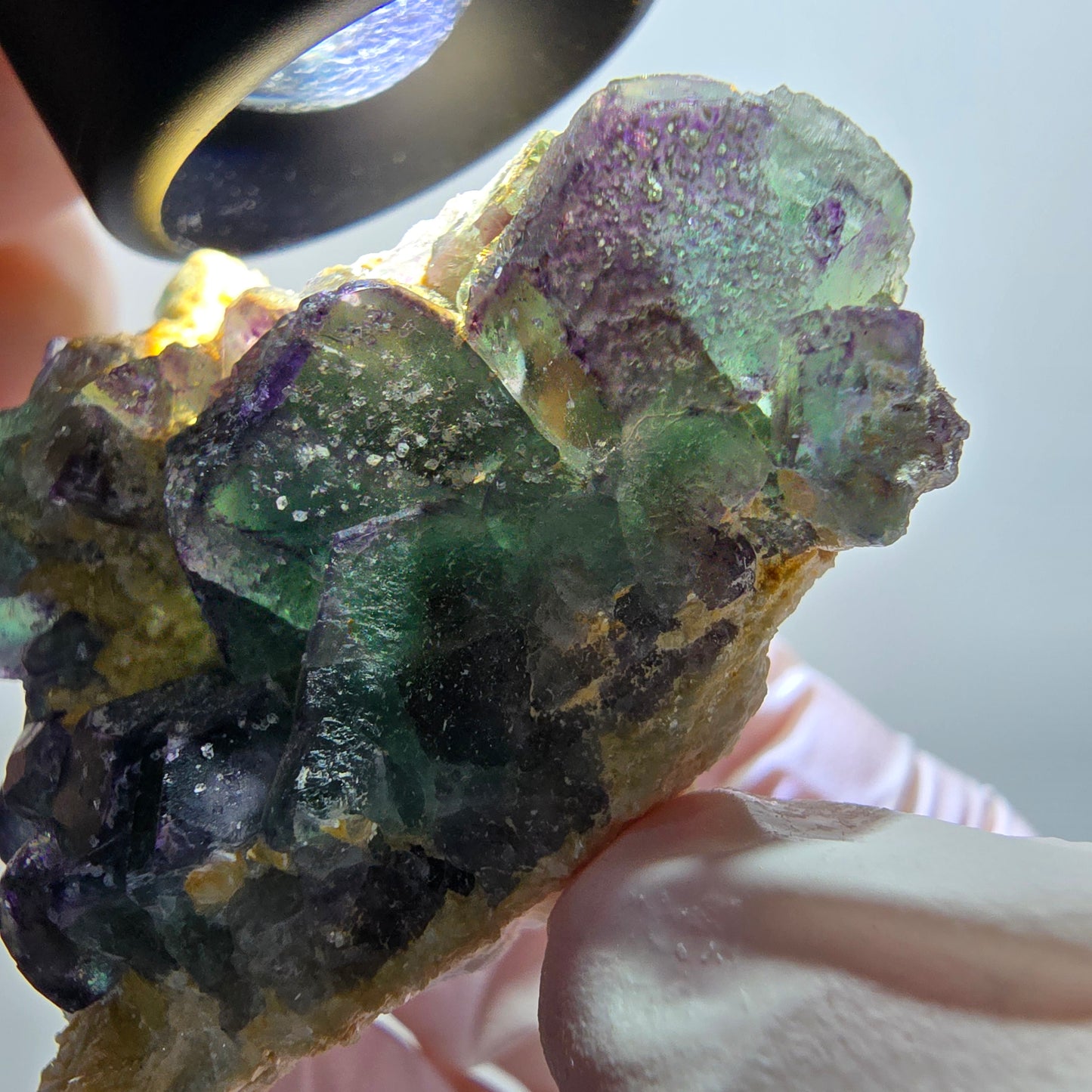 Cube de fluorite fantôme, hexagonal, spécimen de muscovite d'Erongo, Namibie 49*34*36 mm 