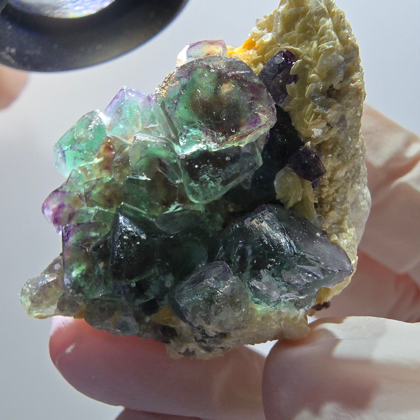 Cube de fluorite fantôme, hexagonal, spécimen de muscovite d'Erongo, Namibie 49*34*36 mm 