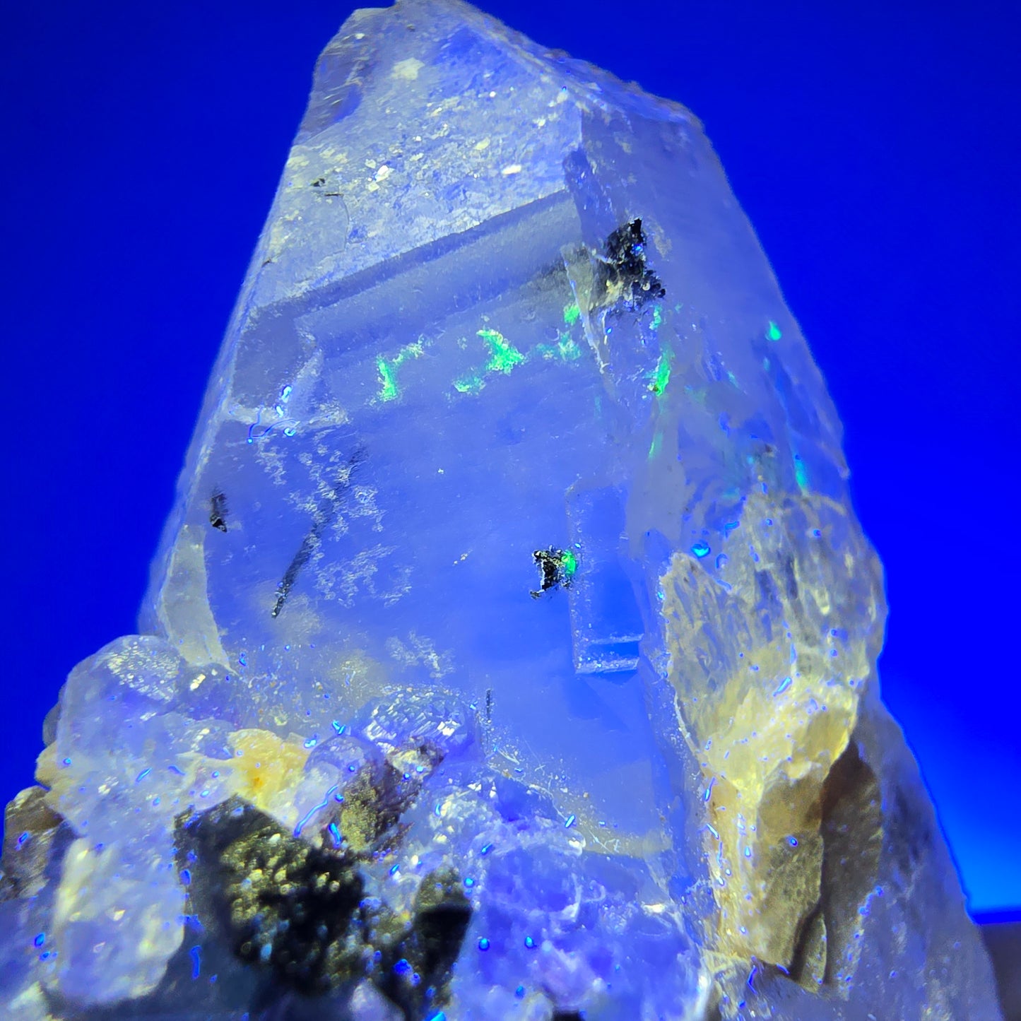 Phantom Fluorit, Rauchquarz, Schörl Turmalin, Muskovit, Hyalit Erongo, Namibia 39*30*17mm