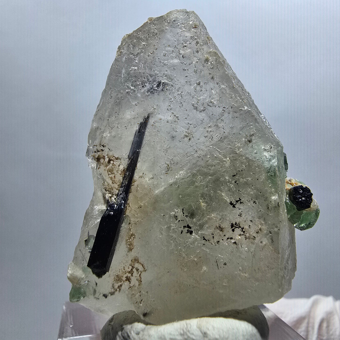 Phantom Fluorit, Rauchquarz, Schörl Turmalin, Muskovit, Hyalit Erongo, Namibia 39*30*17mm