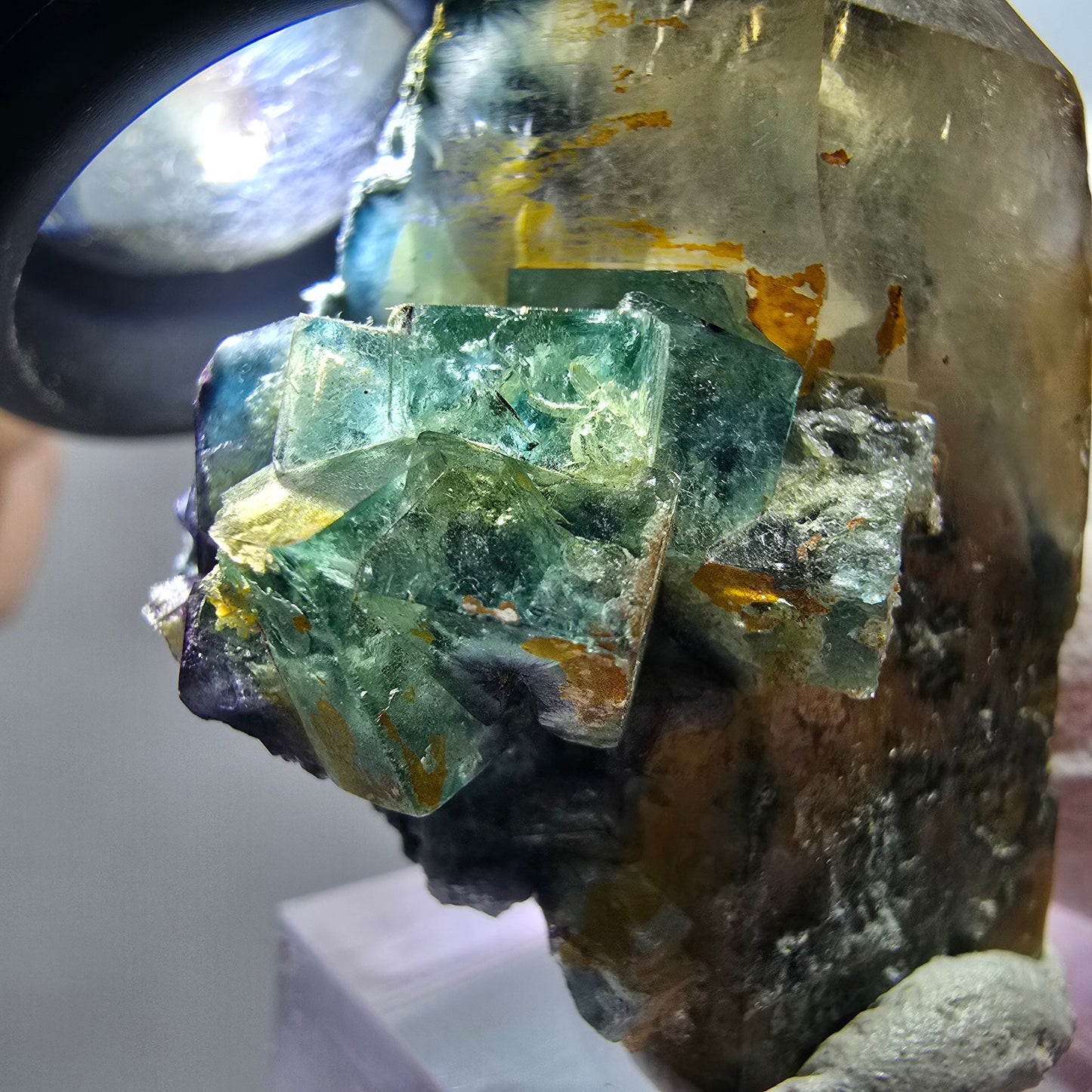 Phantom Fluorit Würfel, Skelett Rauchquarz Stufe Erongo, Namibia 42*36*25mm