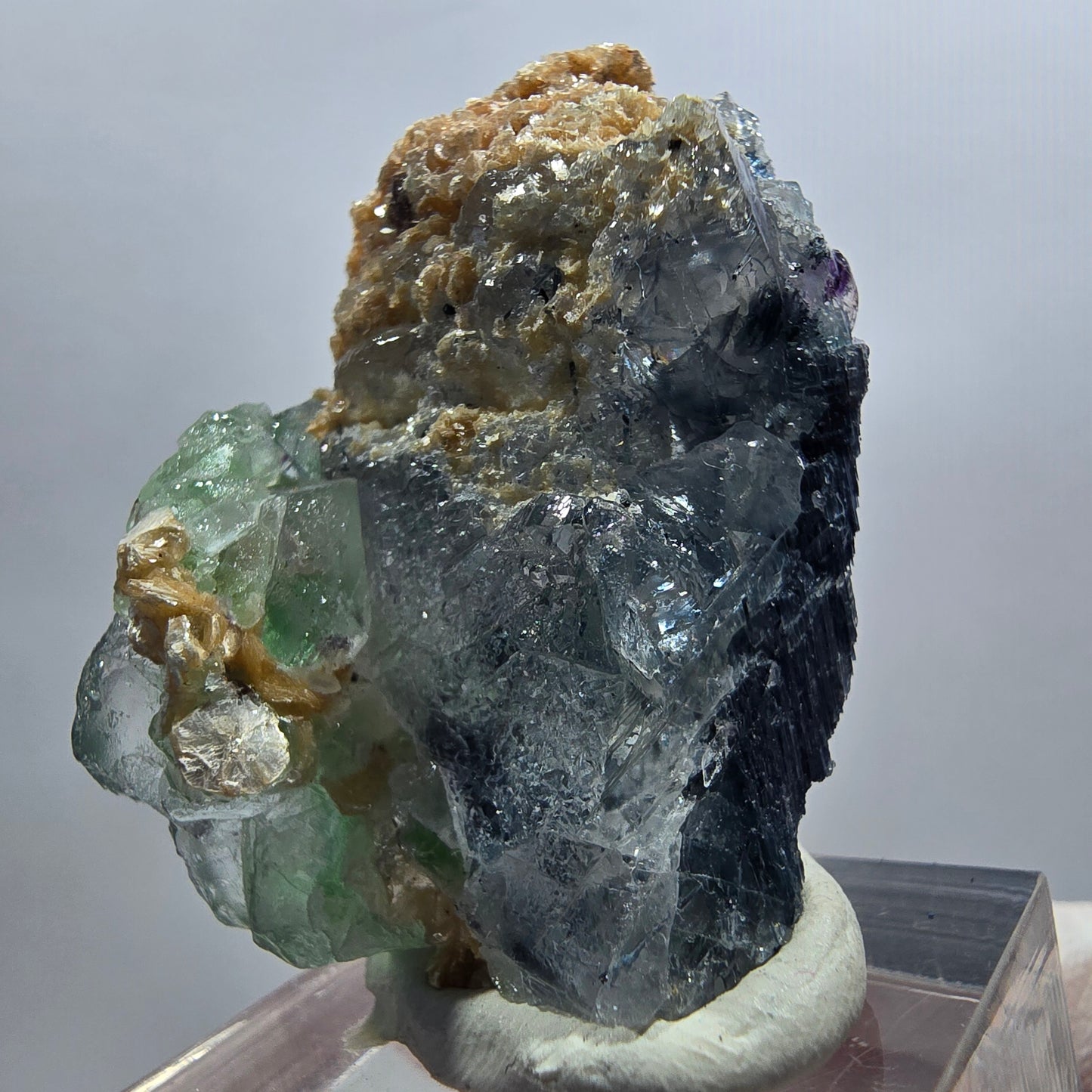 Phantom Fluorit Würfel, Schörl Turmalin, Muskovit Stufe Erongo, Namibia 42*26*23mm