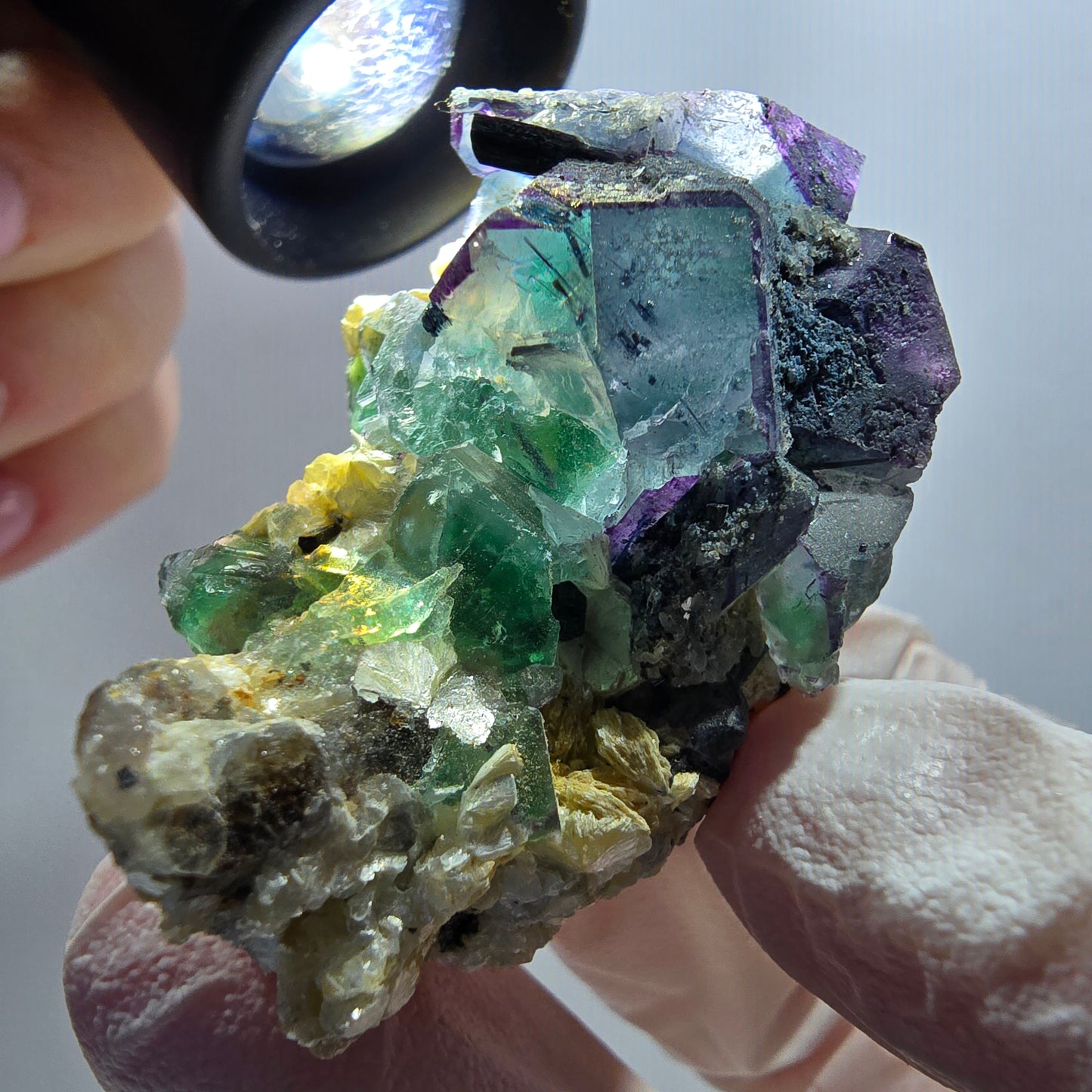 Phantom Fluorit Würfel, Schörl Turmalin, Muskovit Stufe Erongo, Namibia 62*32*30mm