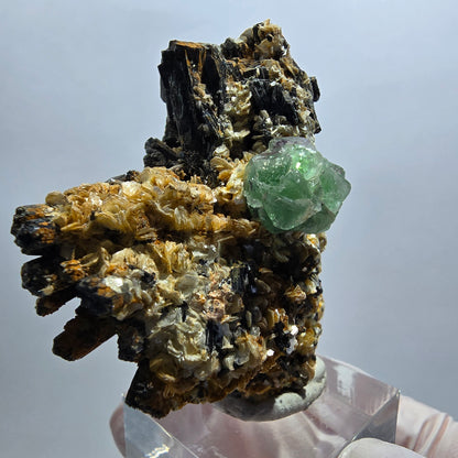 Phantom Phantom Fluorit Würfel, Muskovit, Schörl Turmalin Stufe Erongo, Namibia 51*42*29mm