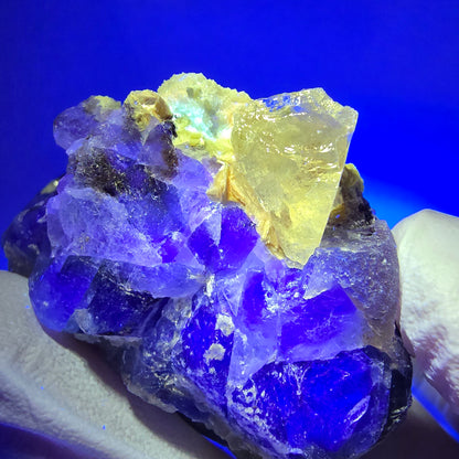 Cube de fluorite fantôme, quartz fumé, spécimen de muscovite d'Erongo, Namibie 56*52*41 mm 
