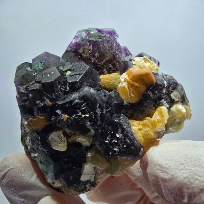 Phantom Fluorit Würfel, hexagonal, Muskovit, Hyalit Opal Stufe Erongo, Namibia 54*44*25mm