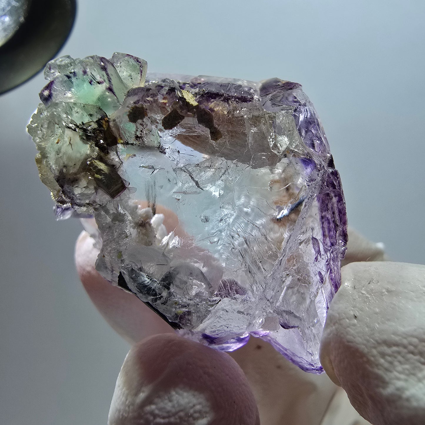 Fluorite fantôme transparente, muscovite, orthoclase, tourmaline Schörl, Erongo, Namibie, 46 x 32 x 30 mm 