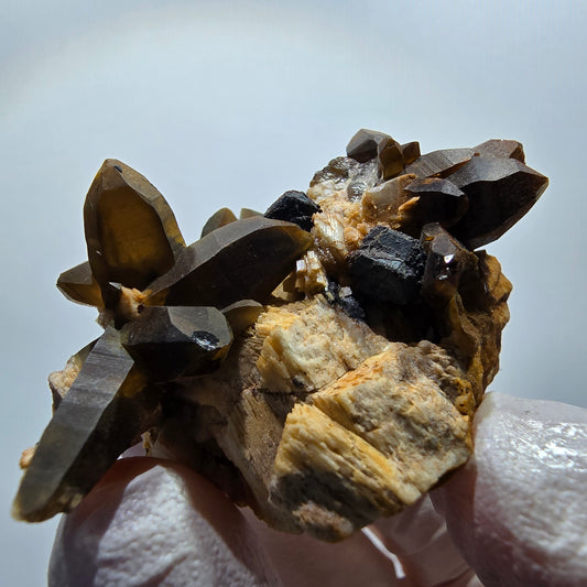 Seltene Rauchquarz, Schörl Turmalin, Orthoklas Stufe Erongo, Namibia 47*41*28mm