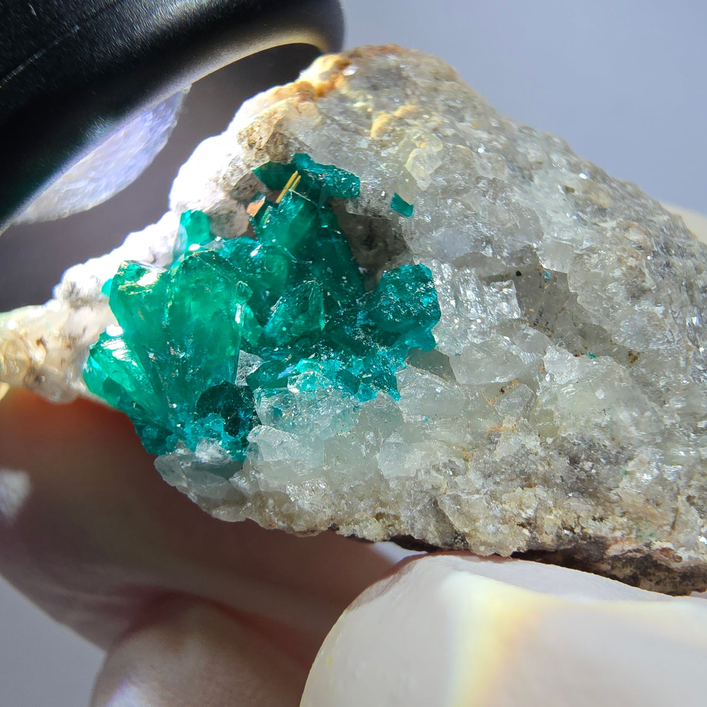 Seltene Dioptas auf Matrix Stufe, grün Republik Kongo 46*27*27mm