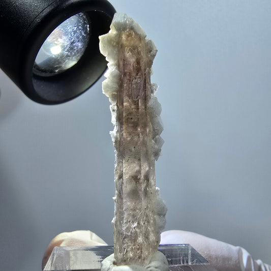 Seltener Phantom Amethyst mit Calcit Goboboseb, Namibia 42*9*7mm