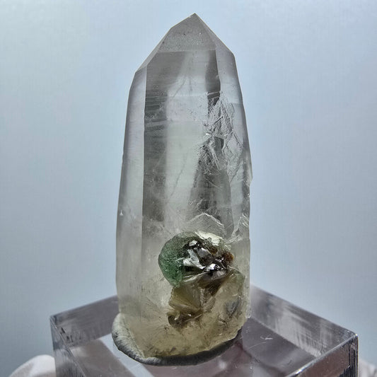 Phantom Skelett Rauchquarz, Fluorit, Muskovit Stufe Erongo, Namibia 39*20*14mm