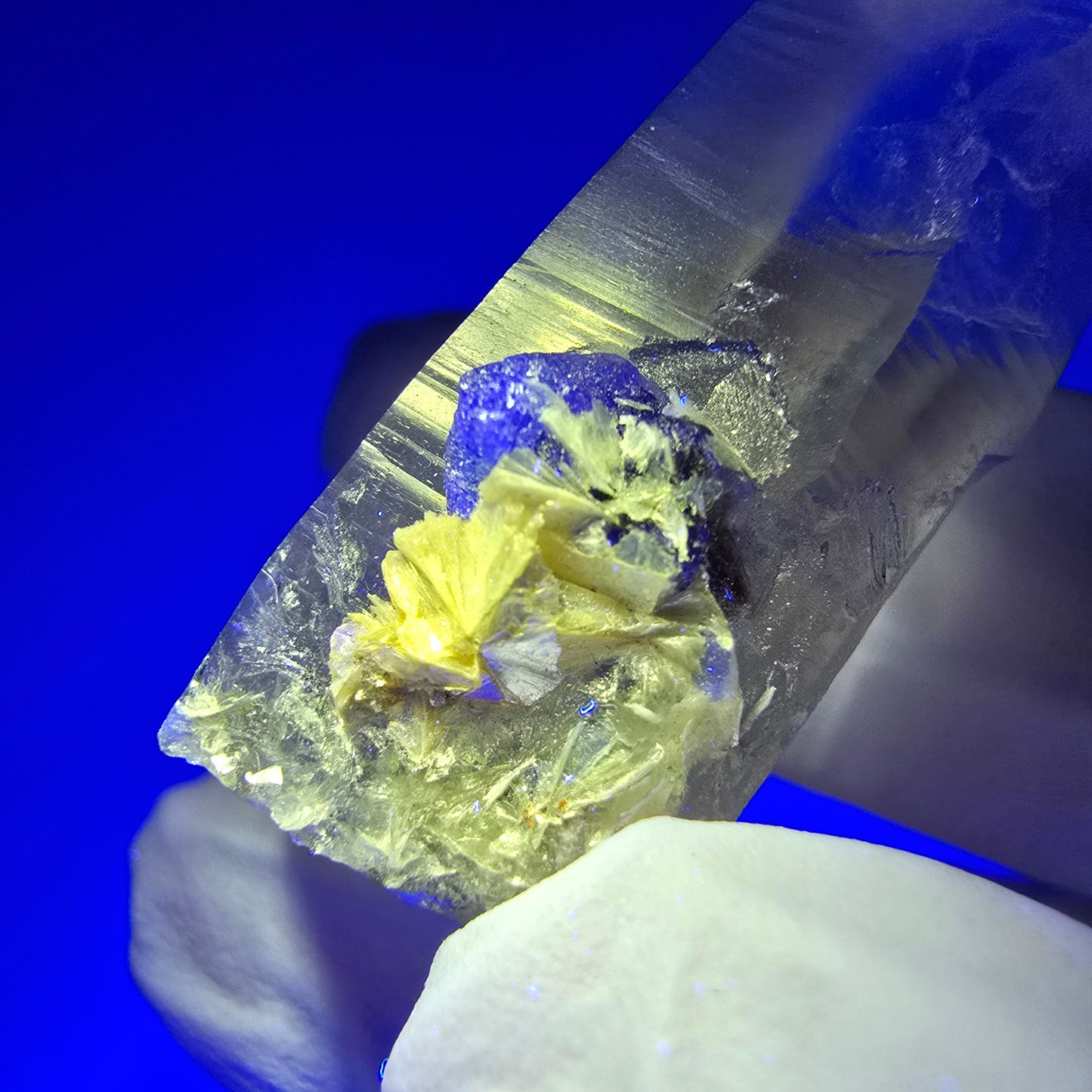 Phantom skeleton smoky quartz, fluorite, muscovite stage Erongo, Namibia 39*20*14mm 