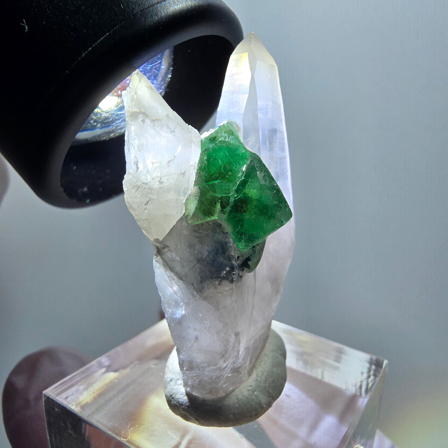 Phantom Skelett Rauchquarz, Fluorit, Schörl Turmalin Stufe Erongo, Namibia 37*20*13mm