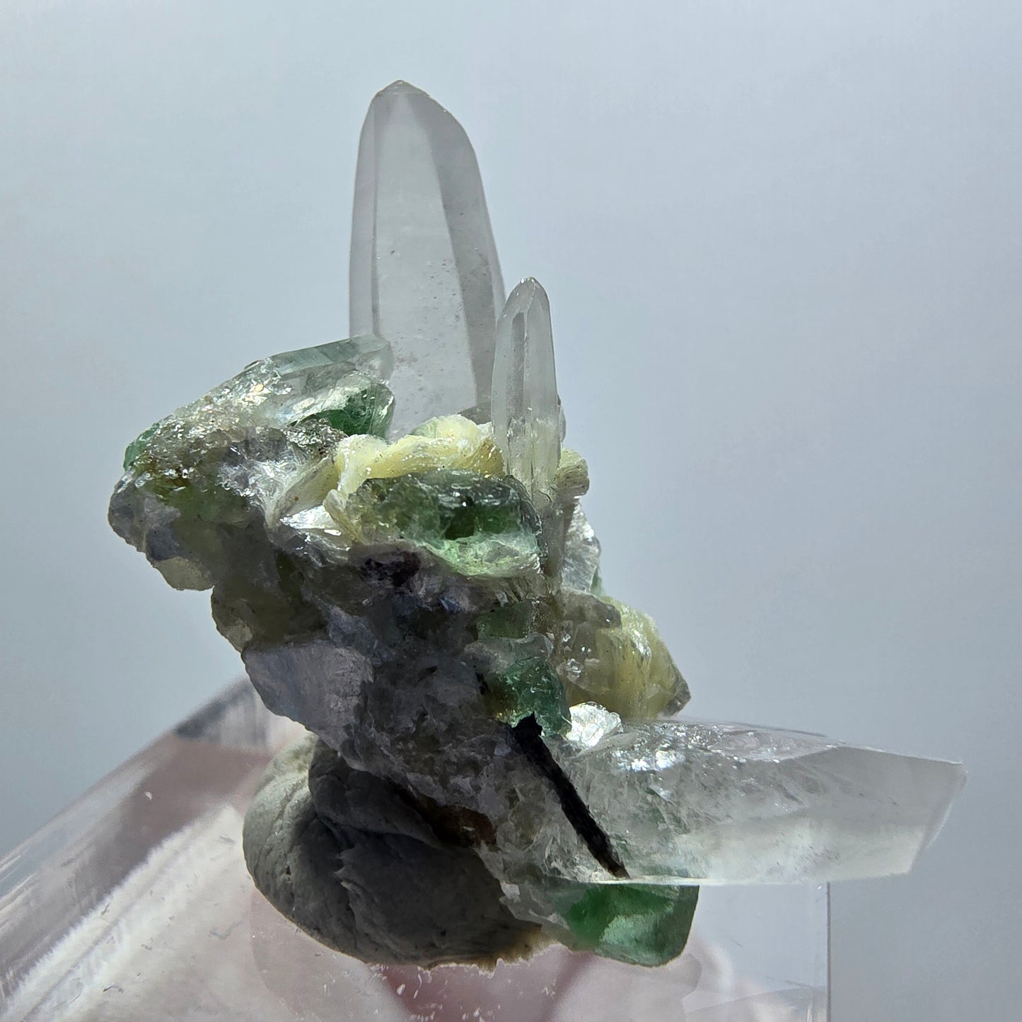 Phantom Fluorit, Skelett Rauchquarz, Muskovit Stufe Erongo, Namibia 31*18*13mm