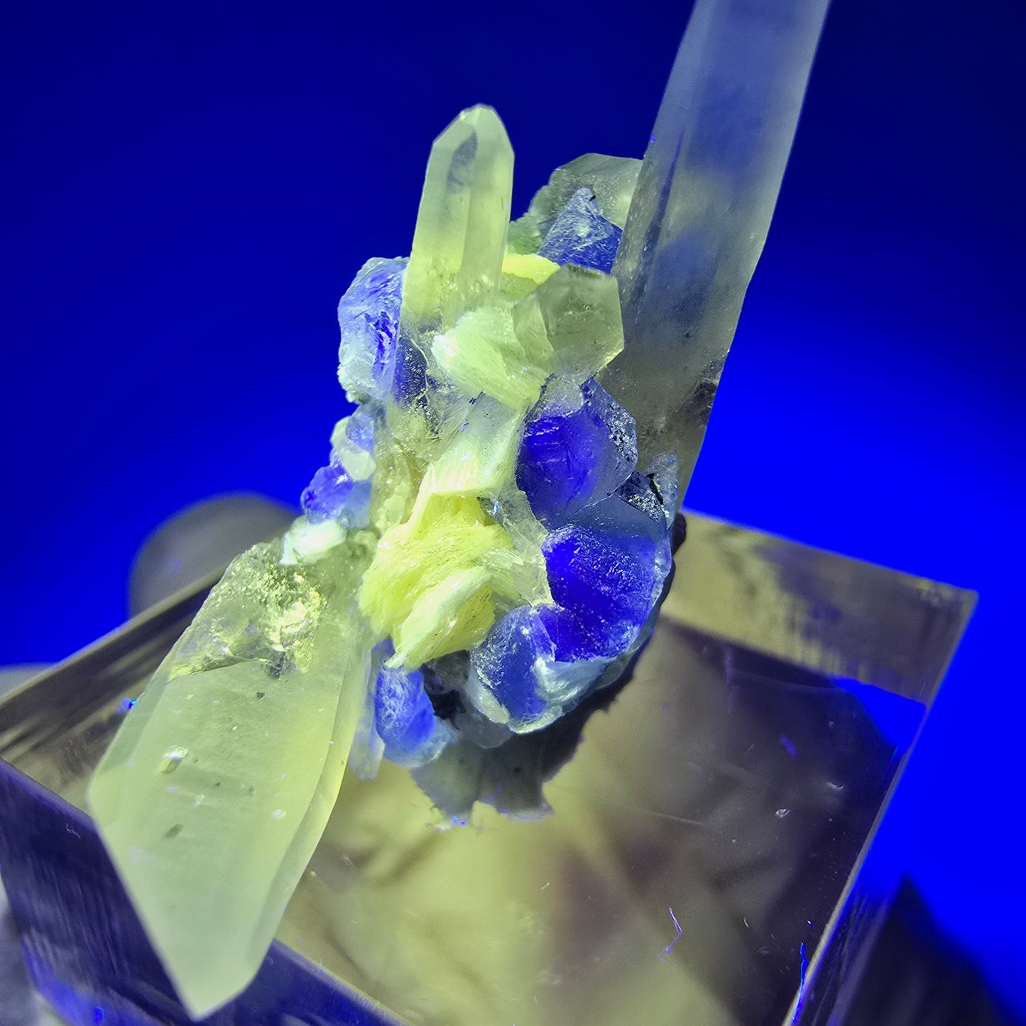 Phantom Fluorit, Skelett Rauchquarz, Muskovit Stufe Erongo, Namibia 31*18*13mm