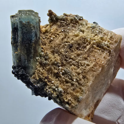 Aquamarin X, Schörl Turmalin, Orthoklas, Muskovit Stufe Erongo Namibia 39*27*27mm