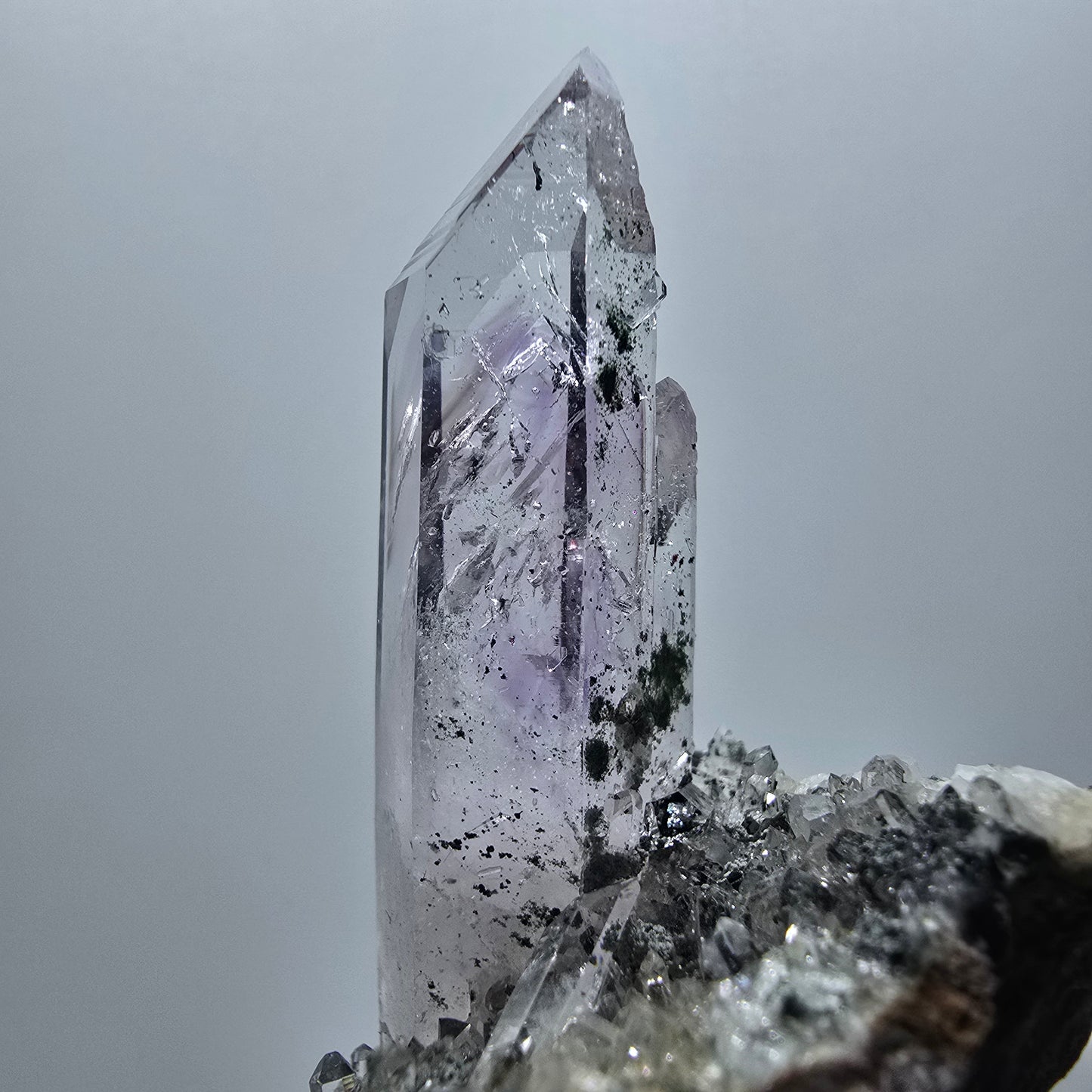 Enhydro Phantom Amethyst, Hämatit auf Matrix 1x Blase Streep Mine Gob. Namibia 67*43*47mm