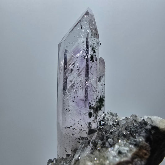 Enhydro Phantom Amethyst, Hämatit auf Matrix 1x Blase Streep Mine Gob. Namibia 67*43*47mm