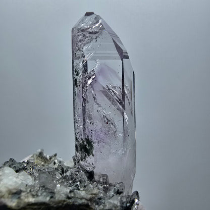 Enhydro Phantom Amethyst, Hämatit auf Matrix 1x Blase Streep Mine Gob. Namibia 67*43*47mm