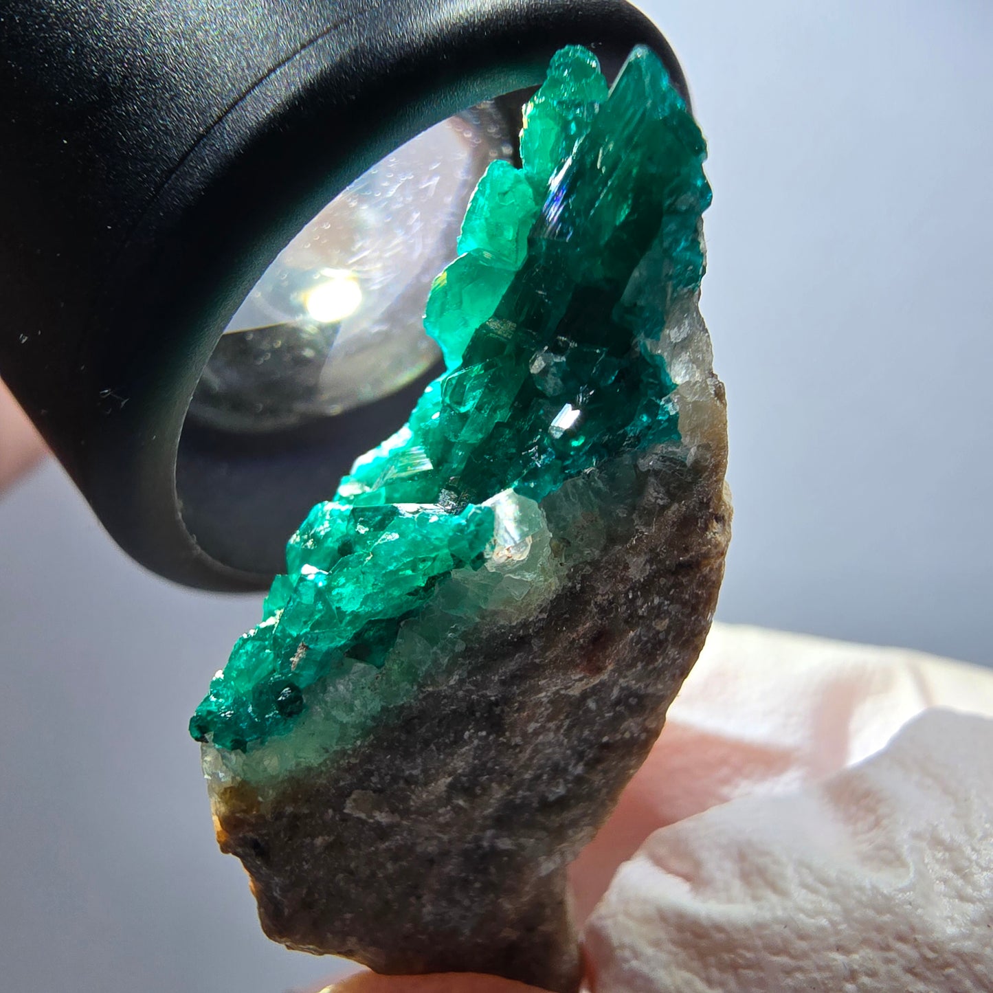 Seltene Dioptas auf Matrix Stufe, grün Republik Kongo 46*24*17mm