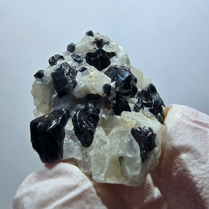 Rare Franklinite, Spinel, Quartz Specimen, New Jersey, Franklin, USA, 31*28*15mm 