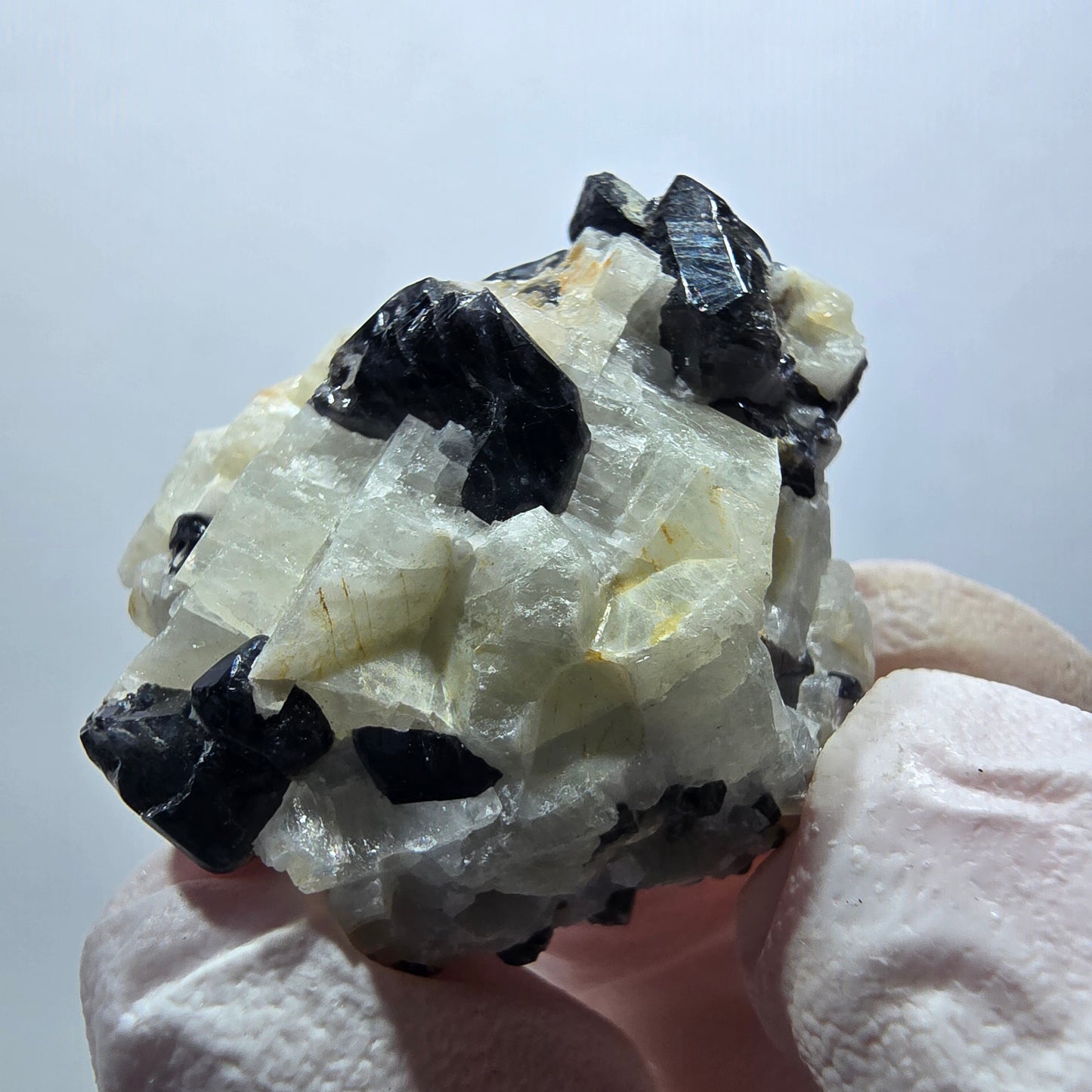 Rare Franklinite, Spinel, Quartz Specimen, New Jersey, Franklin, USA, 31*28*15mm 