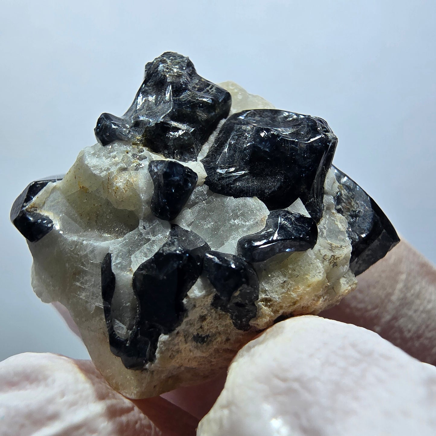 Rare Franklinite, Spinel, Quartz Specimen, New Jersey, Franklin, USA, 28*23*17mm 