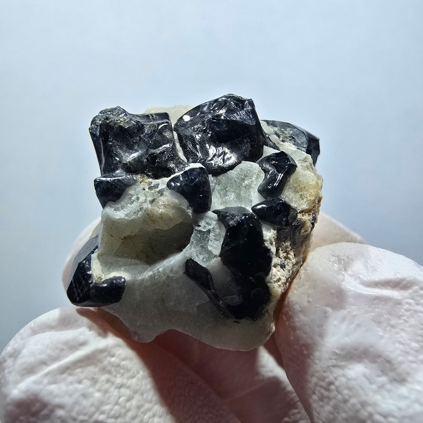 Rare Franklinite, Spinel, Quartz Specimen, New Jersey, Franklin, USA, 28*23*17mm 