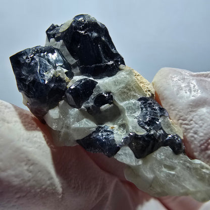 Rare Franklinite, Spinel, Quartz Specimen, New Jersey, Franklin, USA, 33*20*15mm 