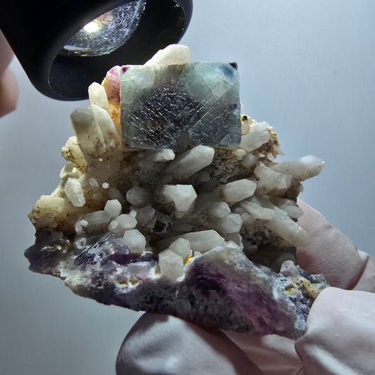 Seltene Phantom Fluorit Würfel, Quarz Stufe Brandberg, Namibia 47*34*29mm