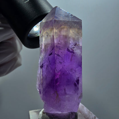Enhydro Skelett Phantom Amethyst Spitze, 1x Blase Goboboseb, Namibia 56*23*17mm