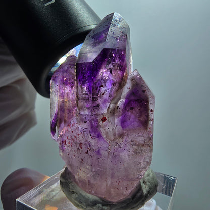 Skelett Phantom Amethyst Zepter, Hämatit Stufe Goboboseb, Namibia 41*26*21mm