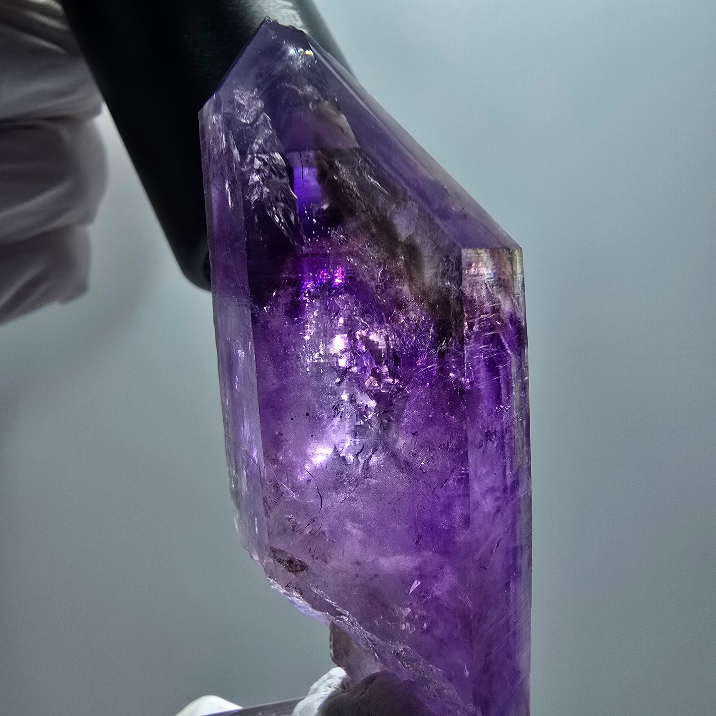 Enhydro Skelett Phantom Amethyst DT, 1x Blase Goboboseb, Namibia 67*26*21mm