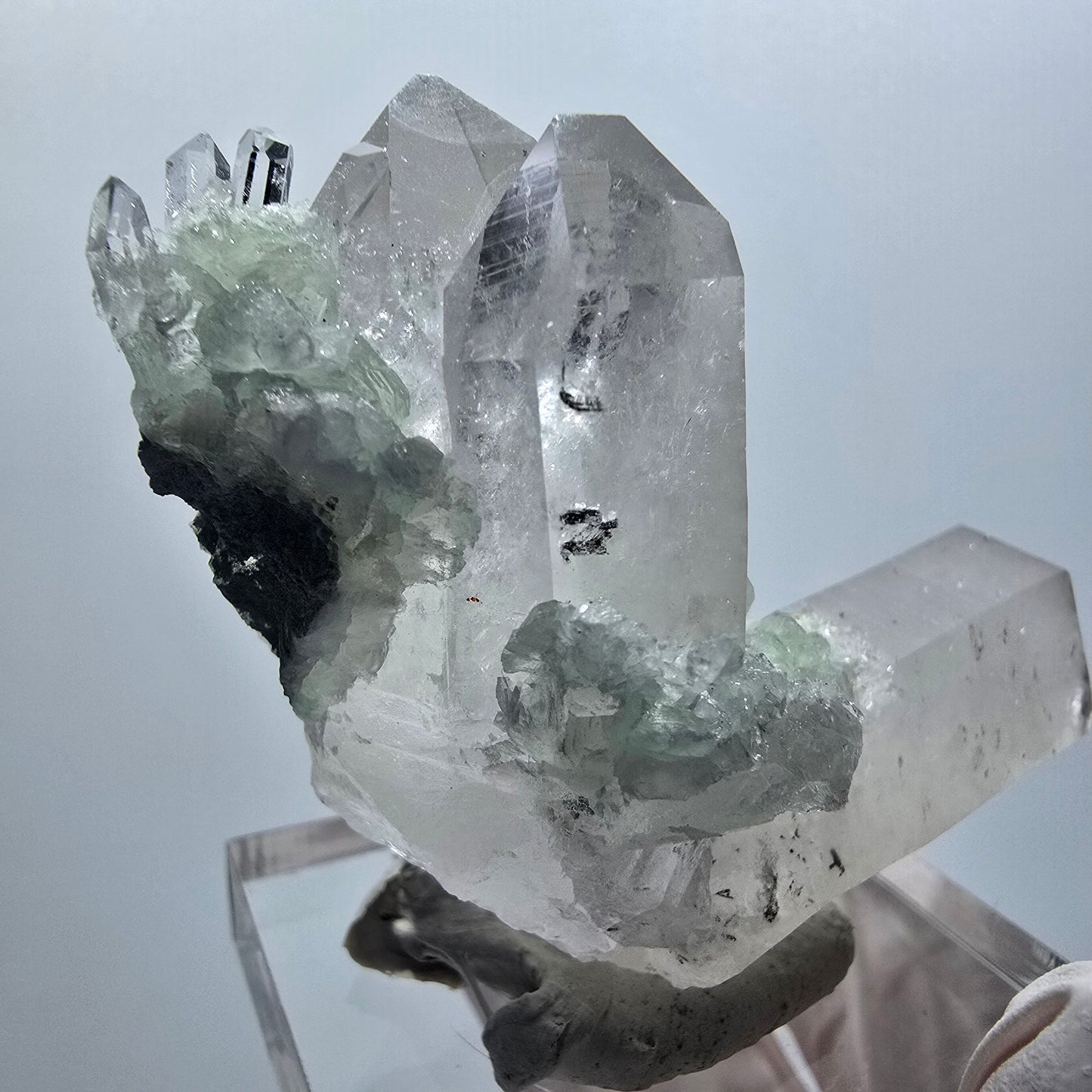 Quarz, Prehnit, Hämatit, Epidot Stufe Streep Mine, Goboboseb, Namibia 79*51*40mm