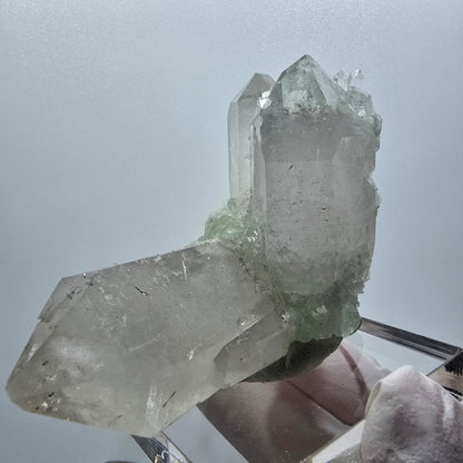 Quarz, Prehnit, Hämatit, Epidot Stufe Streep Mine, Goboboseb, Namibia 79*51*40mm