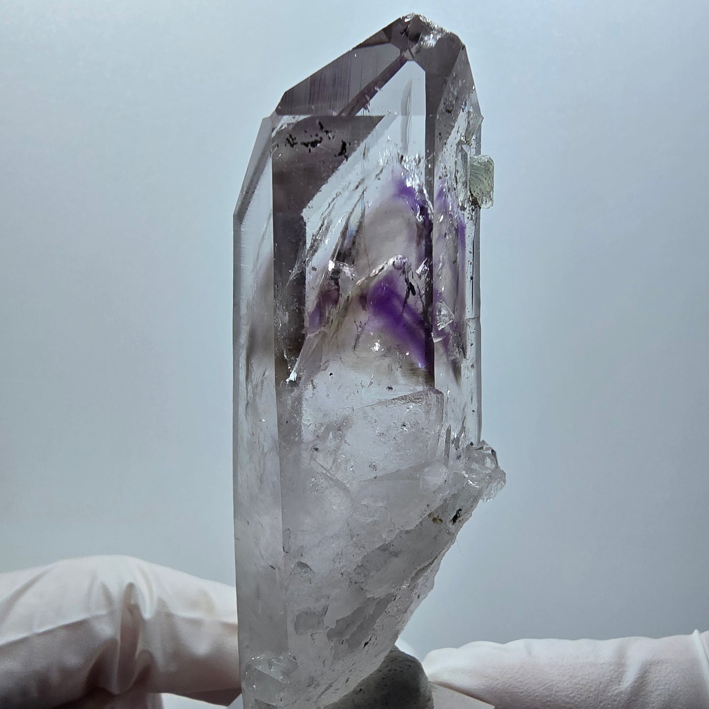 Enhydro Phantom Amethyst mit Prehnit, 2x Blase Streep Mine, Goboboseb, Namibia 78*28*25mm