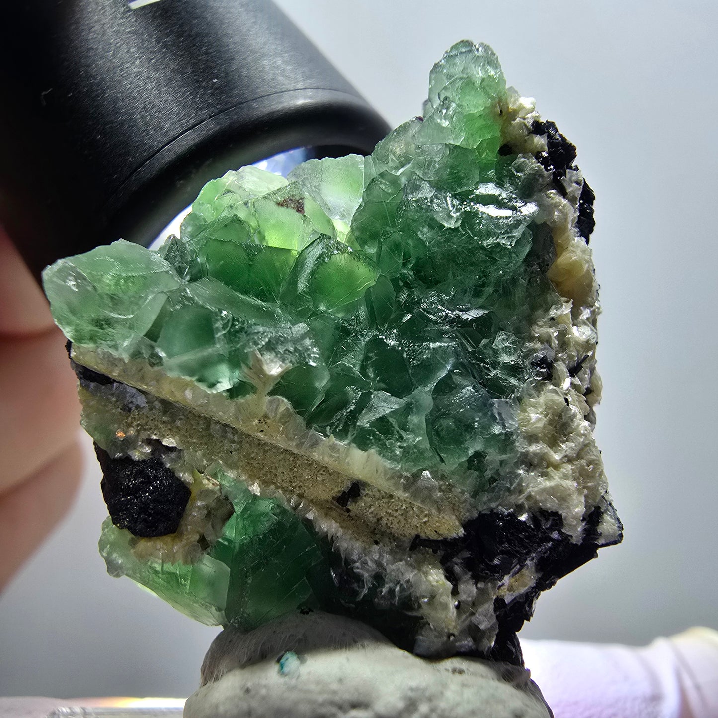 Phantom Fluorit, Schörl Turmalin, Muskovit Stufe Erongo, Namibia 37*30*21mm