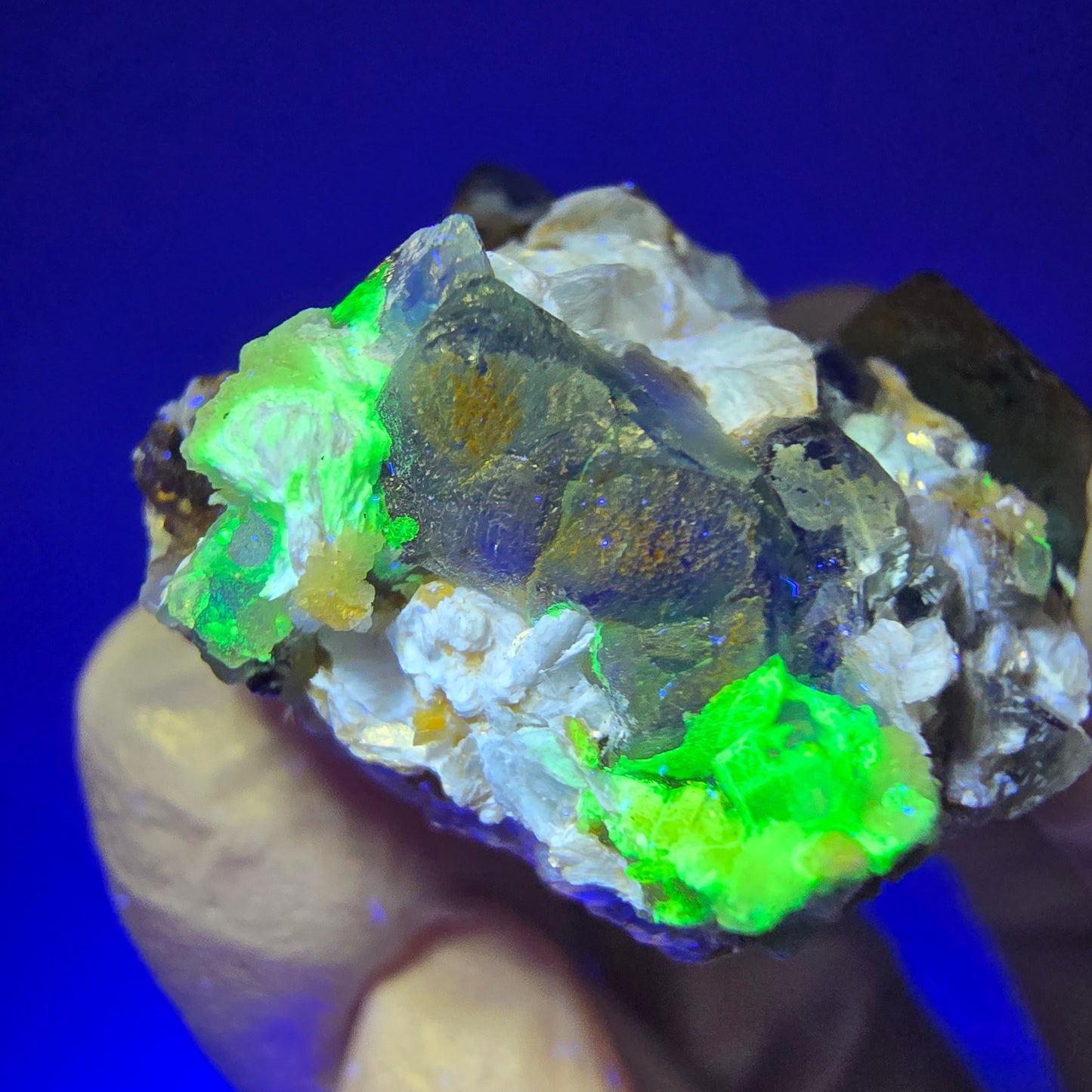 Phantom Fluorit, Schörl Turmalin, Muskovit, Hyalit Erongo, Namibia 34*31*18mm