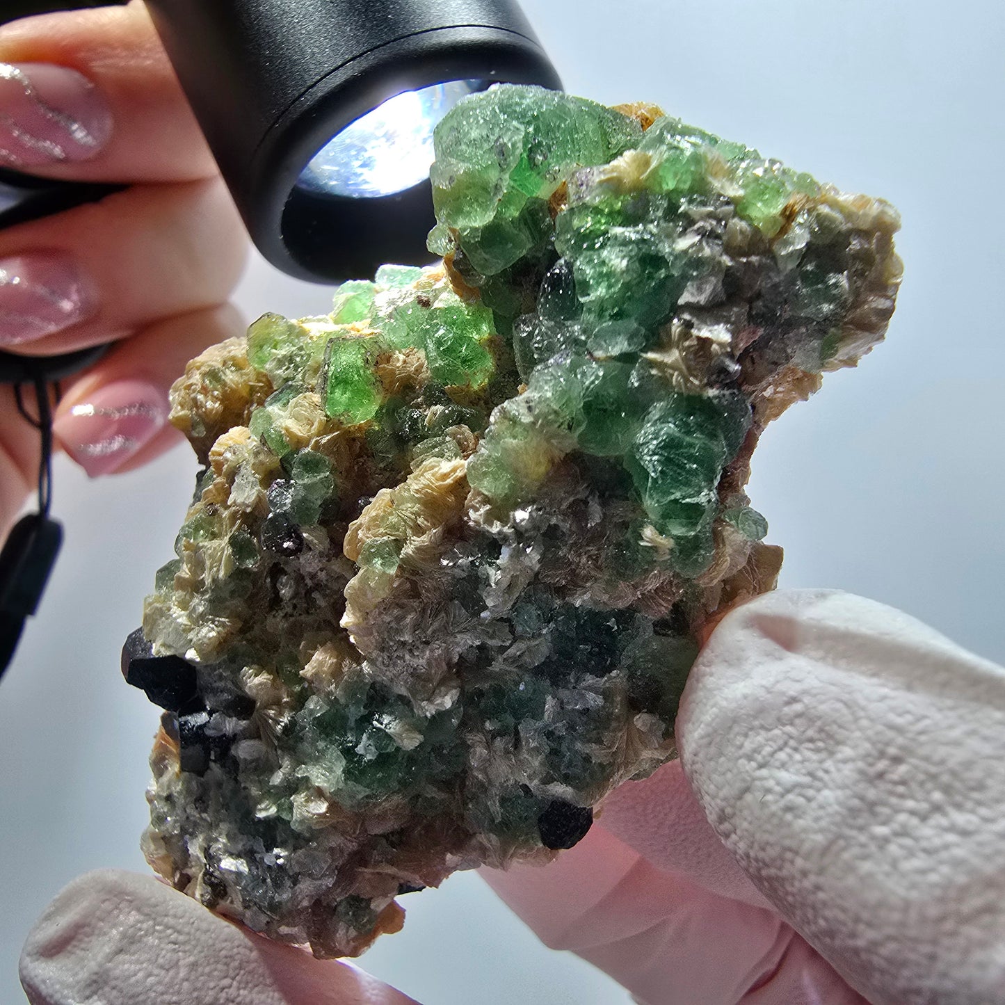 Phantom Fluorit, Schörl Turmalin, Muskovit Stufe Erongo, Namibia 61*47*20mm