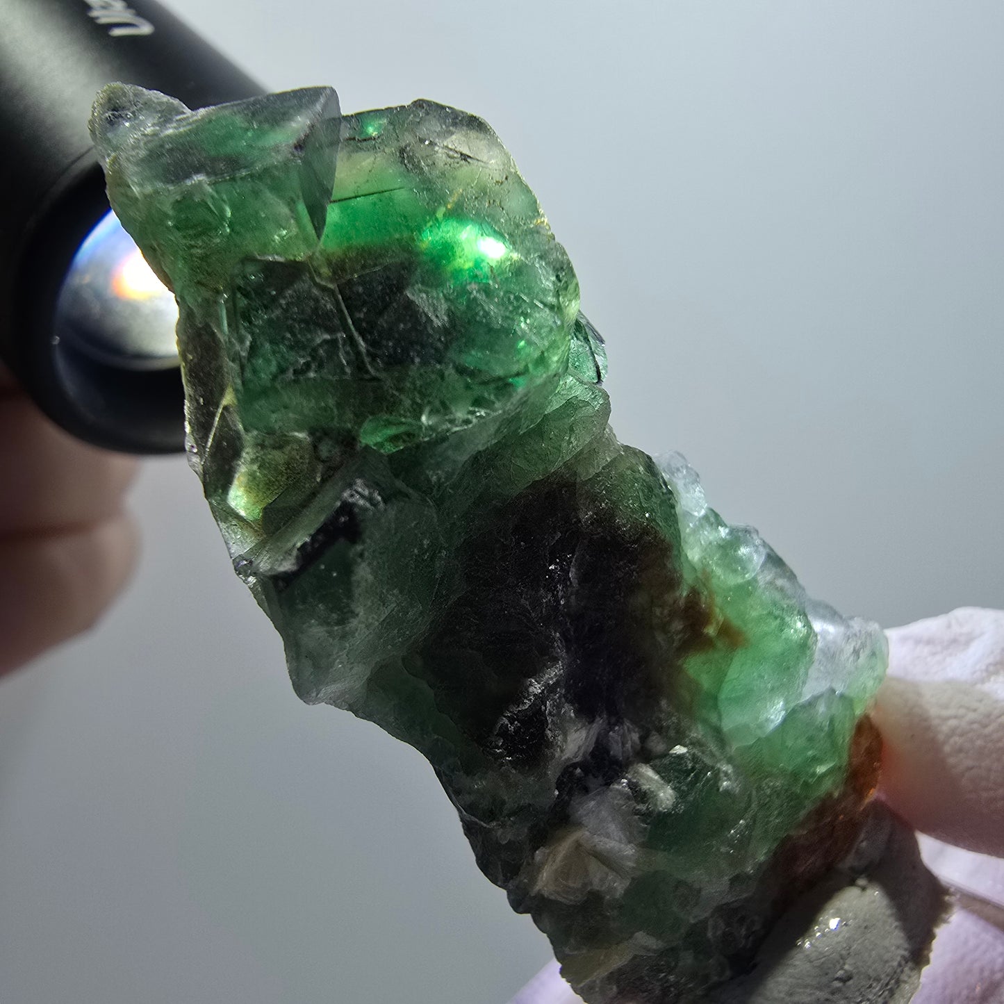 Phantom Fluorit Würfel, Muskovit, Hyalit Stufe Erongo, Namibia 56*24*19mm