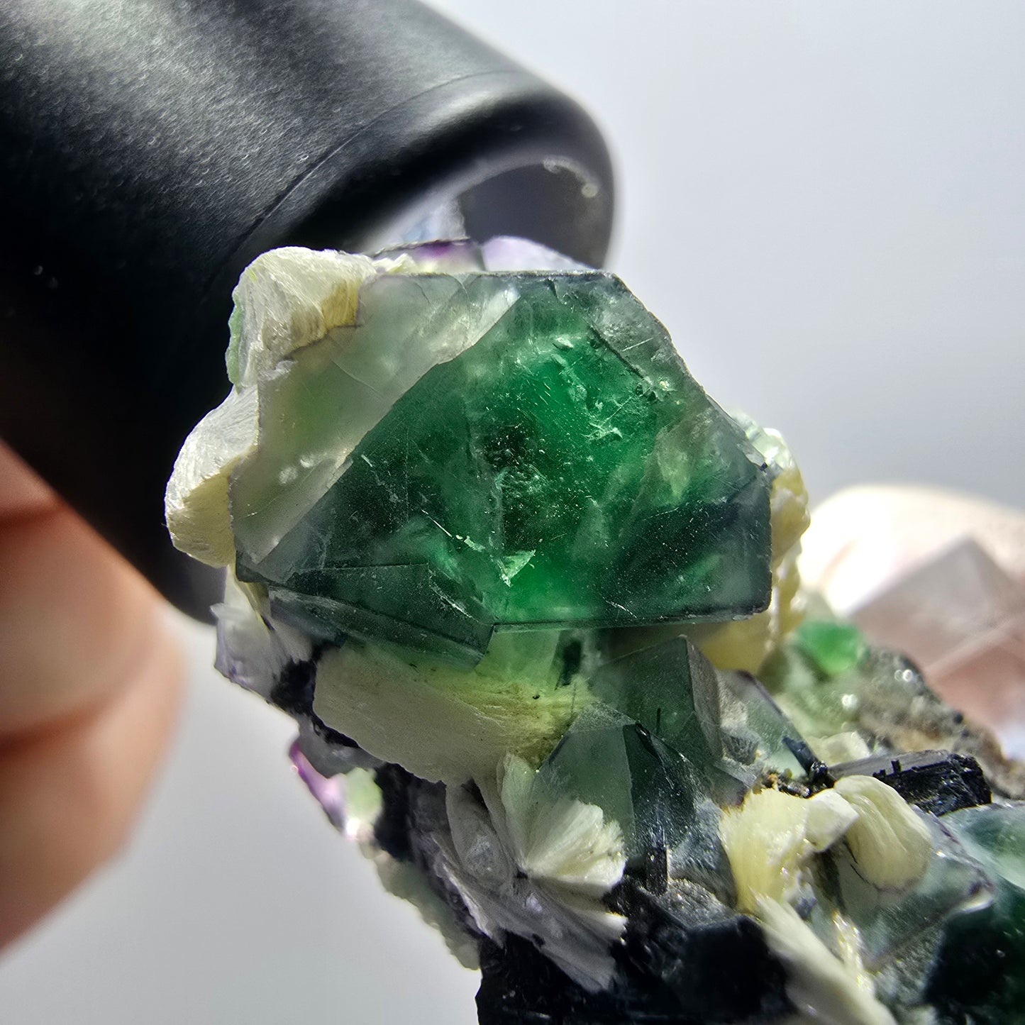 Phantom Fluorit, Schörl Turmalin, Muskovit Stufe Erongo, Namibia 44*38*21mm