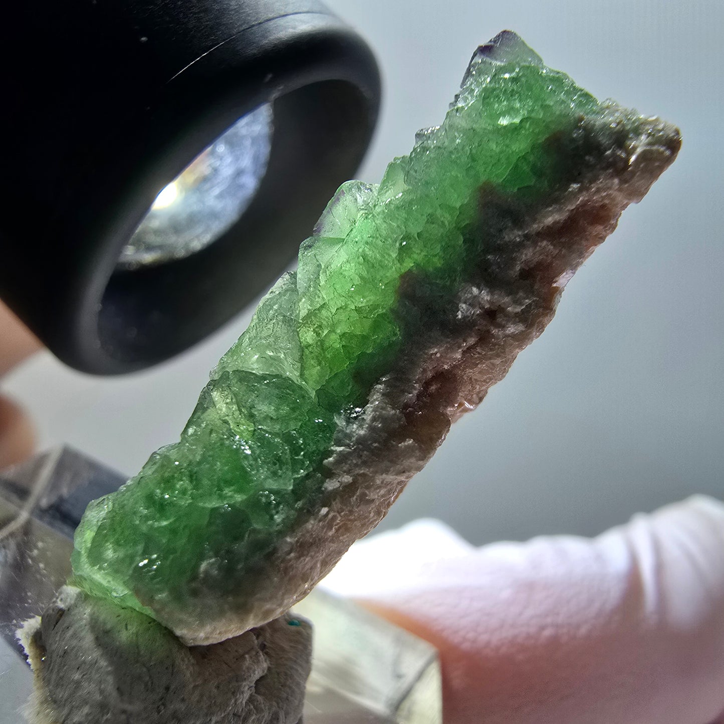 Phantom Fluorit, zonal, Muskovit Stufe Erongo, Namibia 34*16*9mm
