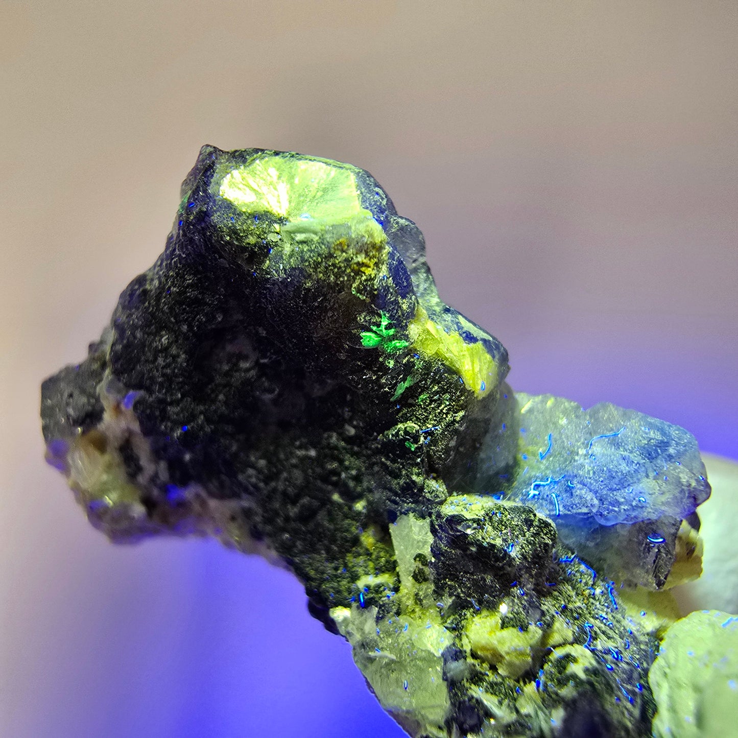 Phantom fluorite, zonal, hyalite, muscovite stage Erongo, Namibia 31*22*25mm 